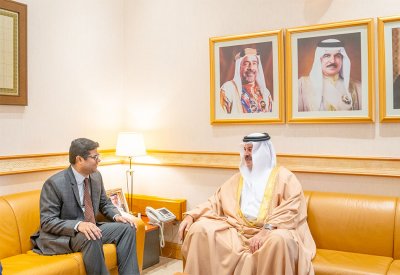 رئيس ديوان ولي العهد يستقبل سفير جمهورية الهند لدى مملكة البحرين