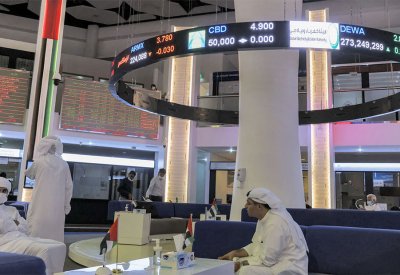 تباين أداء بورصات الخليج وسط مخاوف بشأن أسعار الفائدة