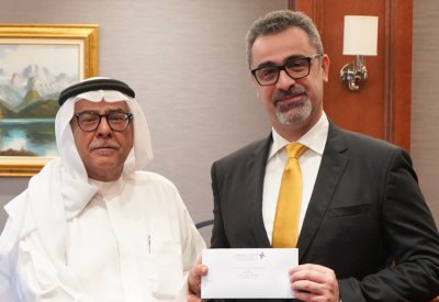 شركة الفنادق الوطنية تتبرع لأهالي غزة إلى جمعية الهلال الأحمر البحريني
