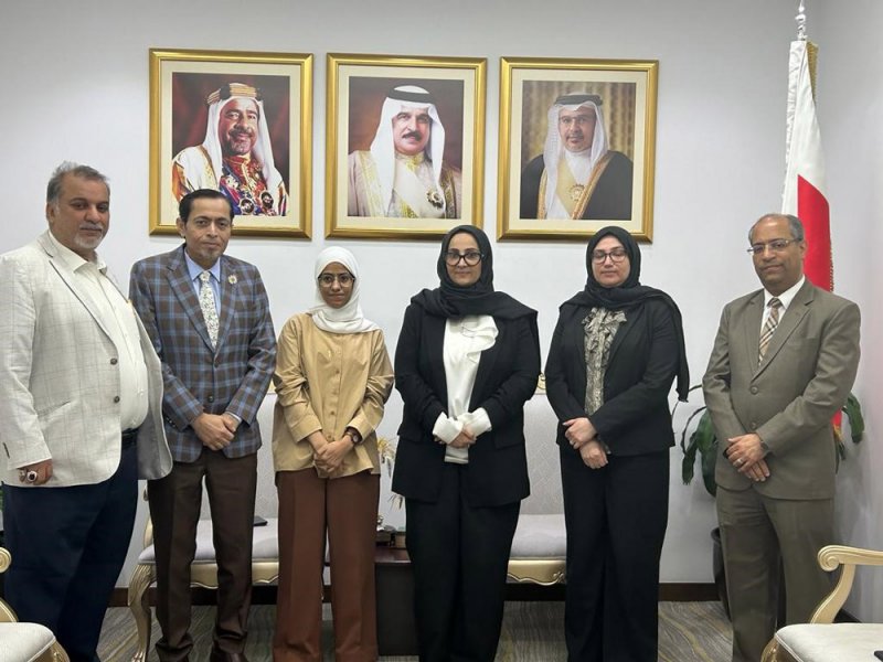 وزيرة الصحة تستقبل رئيس جمعية البحرين لرعاية مرضى السكلر‎