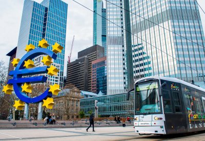المفوضية الأوروبية تخفض توقعاتها للنمو الاقتصادي