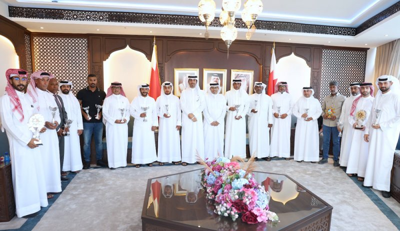 "الموروث" تكرم اللجان العاملة والجهات الداعمة في موسم ناصر بن حمد البحري