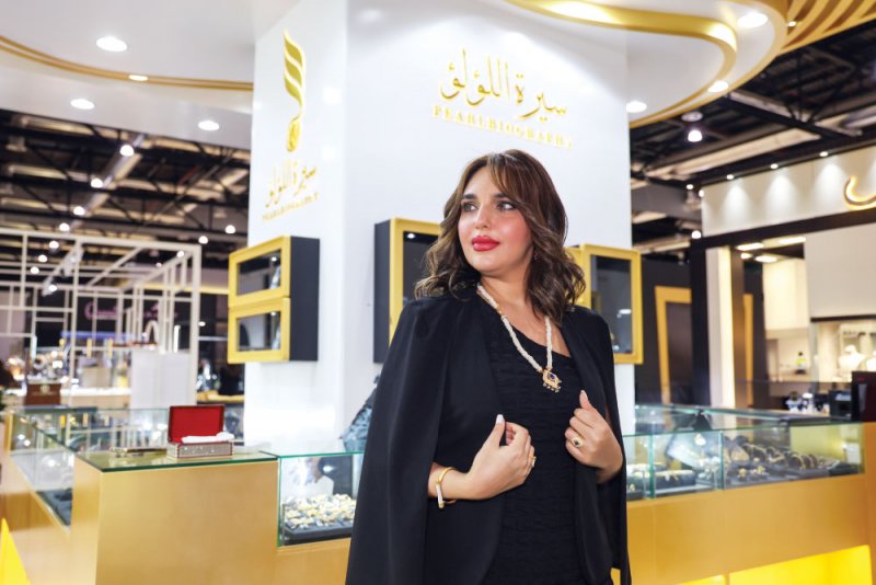 “سيرة اللؤلؤ” عالم آخر من فخامة المجوهرات البحرينية الأصيلة