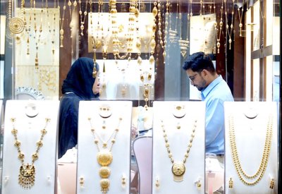 الذهب يعود لمستويات 21 دينارًا للغرام