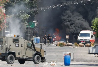 اشتباكات في جنين بعد اقتحام الجيش الإسرائيلي لثلاثة أحياء في المدينة