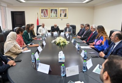 وزيرة التنمية المستدامة تجتمع مع رئيس غرفة التجارة والصناعة الفرنسية بالبحرين