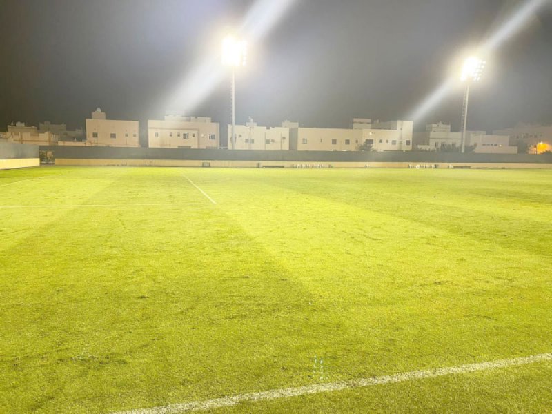 عودة التيار الكهربائي لملاعب الكرة بنادي المالكية