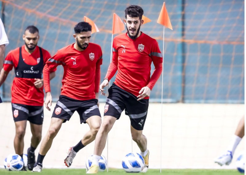 “الأحمر” يواصل تحضيراته الجادة لـ “الأبيض”