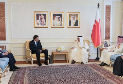 سعادة وزير الخارجية يستقبل سفير اليابان لدى مملكة البحرين بمناسبة انتهاء فترة عمله