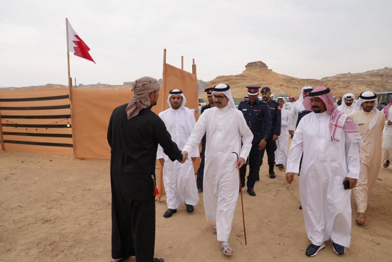 سمو محافظ الجنوبية: مبادرة سمو الشيخ ناصر بن حمد تسهم في تحقيق الوعي لدى المخيمين