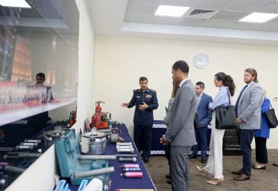 مساعد رئيس الأمن العام يستقبل وفداً من موظفي مجلسي الشيوخ والنواب الأمريكي