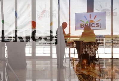 الرئيس الصيني يدعو إلى وقف فوري لإطلاق النار في غزة