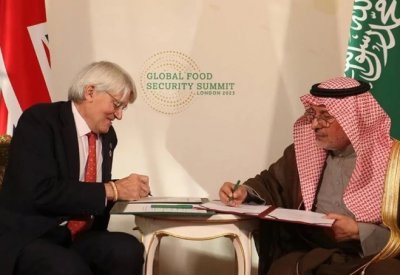 السعودية وبريطانيا يقدمان مليوني دولار لدعم الأمن الغذائي في الصومال