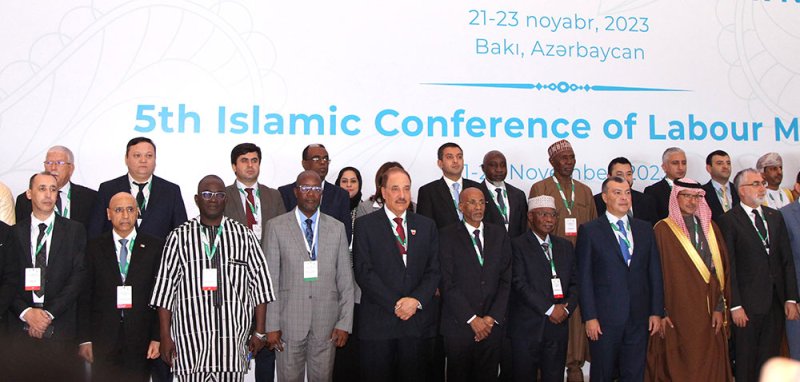 وزير العمل يشارك في تدشين مركز العمل لمنظمة التعاون الإسلامي في باكو