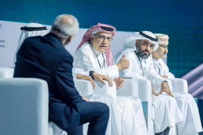 منتدى عربال يناقش تقليل انبعاثات الكربون من مصانع الألمنيوم