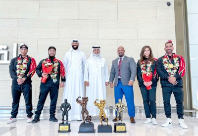 استقبال بطلي كمال الأجسام المتوجَين بالذهبية والبرونزية