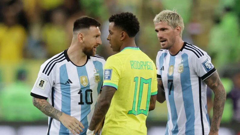 بعدما وصف ميسي بـ"الجبان".. نجم ريال مدريد: أتعرض للإهانة