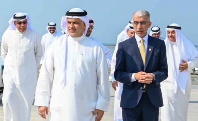 وزير الأشغال يتفقد مشاريع تطوير البنية التحتية بالدائرة الثالثة في محافظة العاصمة