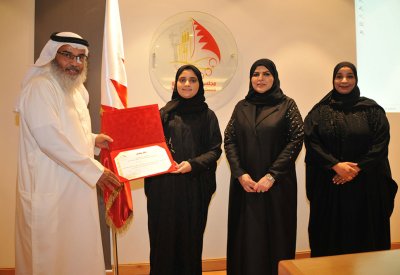 “بلدي المحرق” يكرّم “البلاد”
