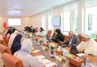"تشريعية الشورى" تبحث مع "الخدمة المدنية" مشروع قانون يسمح لموظف القطاع العام مزاولة النشاط التجاري
