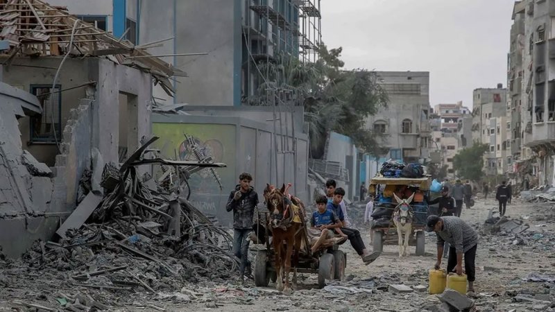 أول خرق للهدنة.. انفجارات غرب مدينة غزة ورصاص بخان يونس