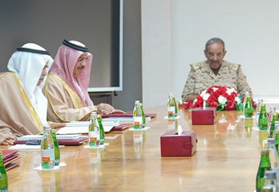 القائد العام لقوة دفاع البحرين يترأس اجتماع المجلس الأعلى للتقاعد العسكري‎‎‎‎