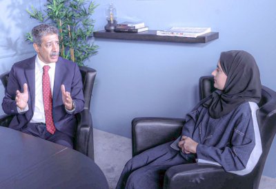 سرور: تطلع لتوظيف 80 % من العاطلين وبحرنة 100 % بالقطاعين