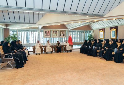 وزير العدل: المكانة المتقدمة للمرأة البحرينية يعبر عن أحد الأبعاد الحضارية المضيئة لمملكة البحرين