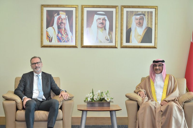 وزير التنمية الاجتماعية يستقبل سفير جمهورية ألمانيا الاتحادية لدى مملكة البحرين