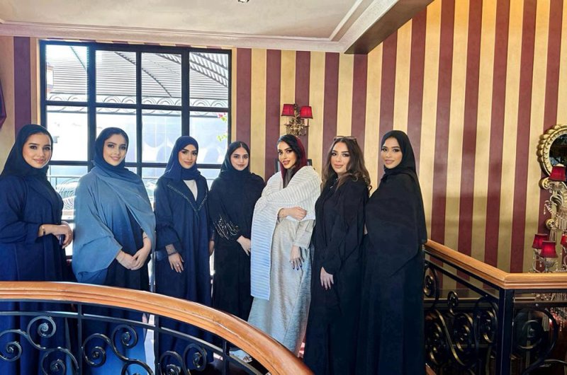 الاتحاد البحريني لكرة القدم يحتفي بموظفاته
