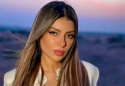 أمل غربي تهدي الإمارات أغنية عيد الخير في اليوم الوطني