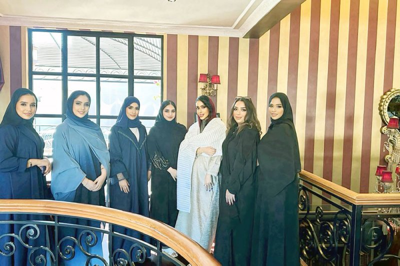 “بيت الكرة” يحتفي بـ “المرأة البحرينية”