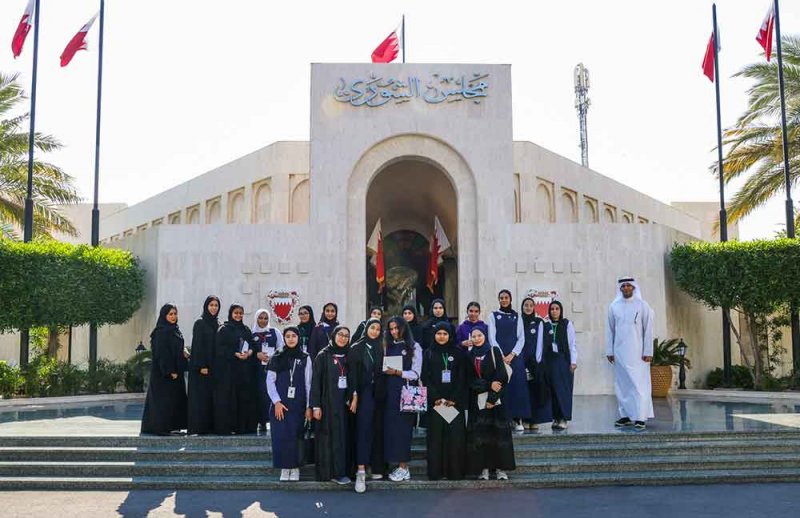 "أمانة الشورى" تستقبل طالبات مدرسة الاستقلال الثانوية للبنات