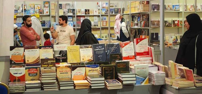 حسن علي لـ"البلاد": القارئ البحريني متعطش لحضور معارض الكتاب
