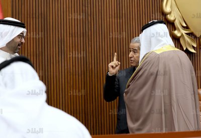 بالصور: تلاسن بين عبدالنبي سلمان وأحمد السلوم