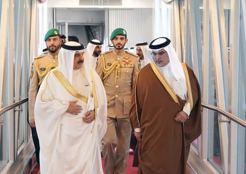 جلالة الملك المعظم يعود إلى أرض الوطن
