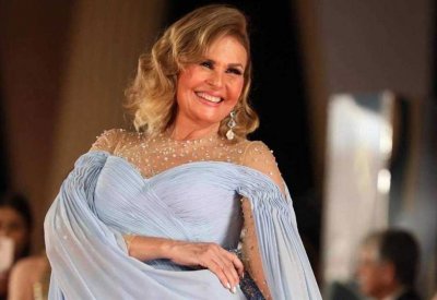 يسرا تغيب عن السباق الرمضاني
