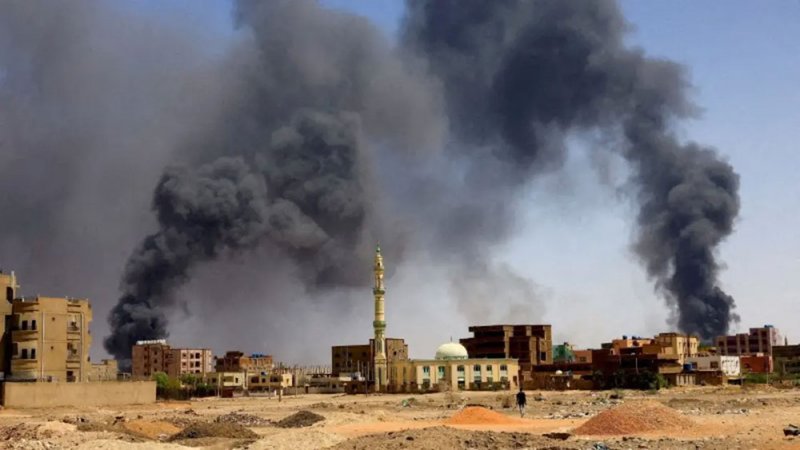 "الدعم السريع" يتهم الجيش بقصف مصفاة الجيلي بالخرطوم وتدميرها