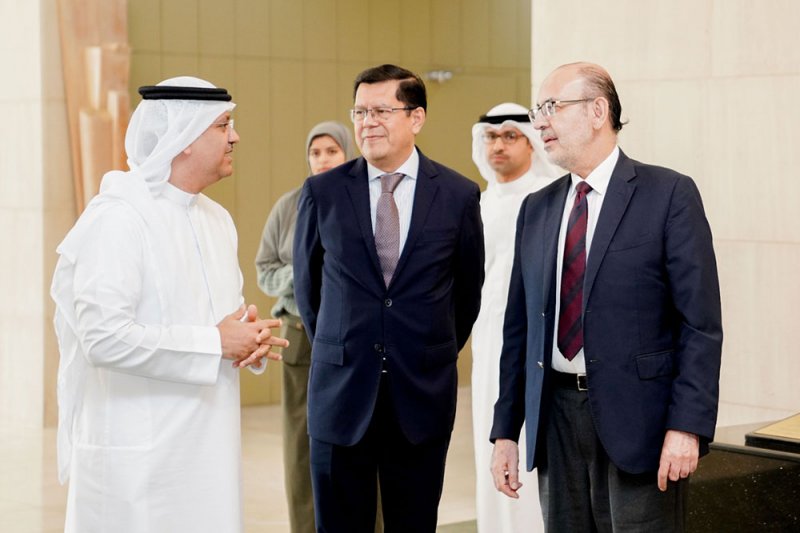 رئيس هيئة البحرين للثقافة والآثار يبحث سبل تعزيز التعاون الثقافي مع المكسيك 