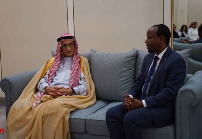 رئيس المجلس الأعلى للصحة يستقبل وزير الصحة في جمهورية الصومال على هامش "المنامة هيلث"