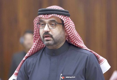 السلوم متسائلاً: هل تم بحث قرار زيادة رسوم المغادرة مع الجهات المتأثرة؟