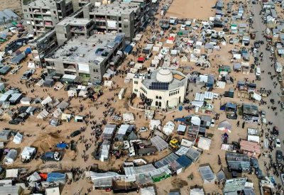 مفوض الأونروا يتهم إسرائيل بالتمهيد لتهجير سكان غزة إلى مصر
