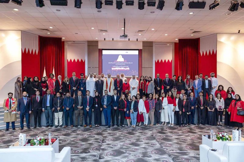 جامعة البحرين للتكنولوجيا تقيم احتفالاً بهيجاً بمناسبة العيد الوطني المجيد