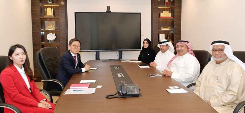 وكيل وزارة الداخلية يستقبل السفير الكوري لدى مملكة البحرين
