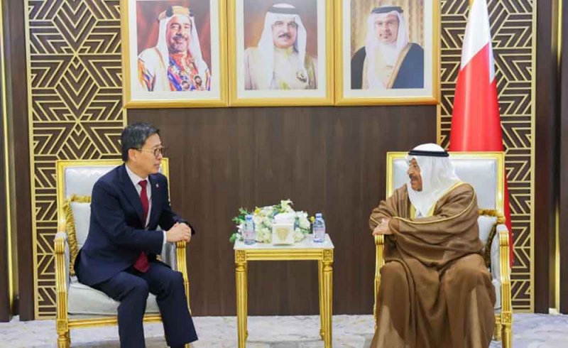 رئيس مجلس الشورى يستقبل سفير جمهورية كوريا