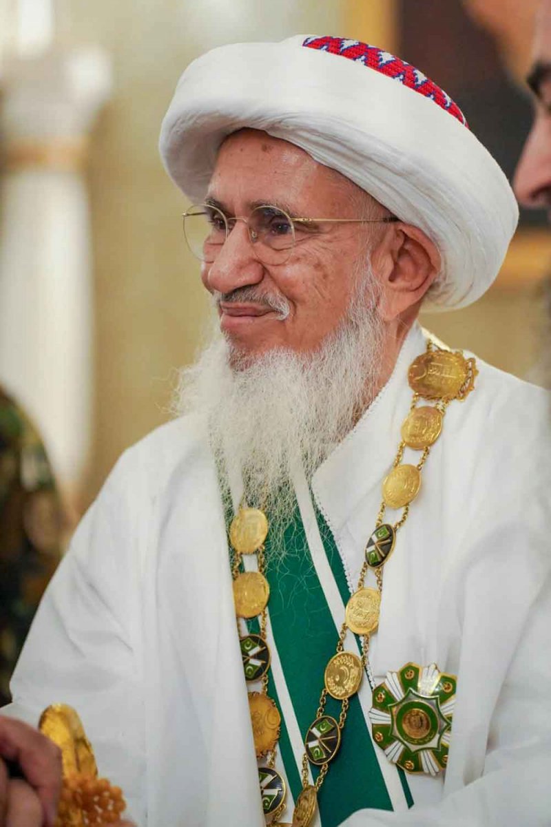 سلطان البهرة مفضل سيف الدين يكرم بنيشان باكستان