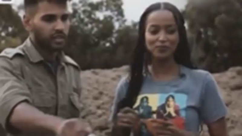 مشهد "مستفز" لمذيعة إسرائيلية.. تهدي قذائف لقتل أهل غزة