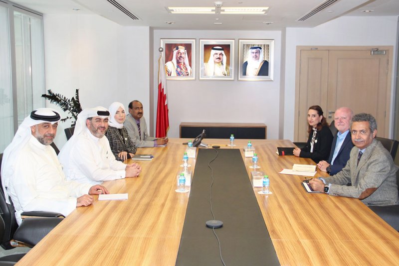 أمين عام مجلس المناقصات يبحث مع الرئيس التنفيذي لشركة مطار البحرين تعزيز التعاون والتنسيق المشترك