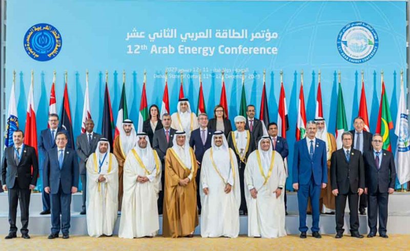 وزير النفط والبيئة يشارك في افتتاح مؤتمر الطاقة العربي الثاني عشر بدولة قطر الشقيقة