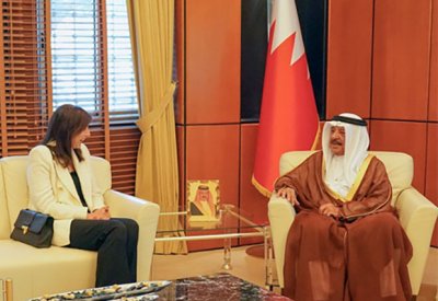 وزير الديوان الملكي يستقبل السفيرة المصرية بمناسبة توليها مهام عملها الدبلوماسي
